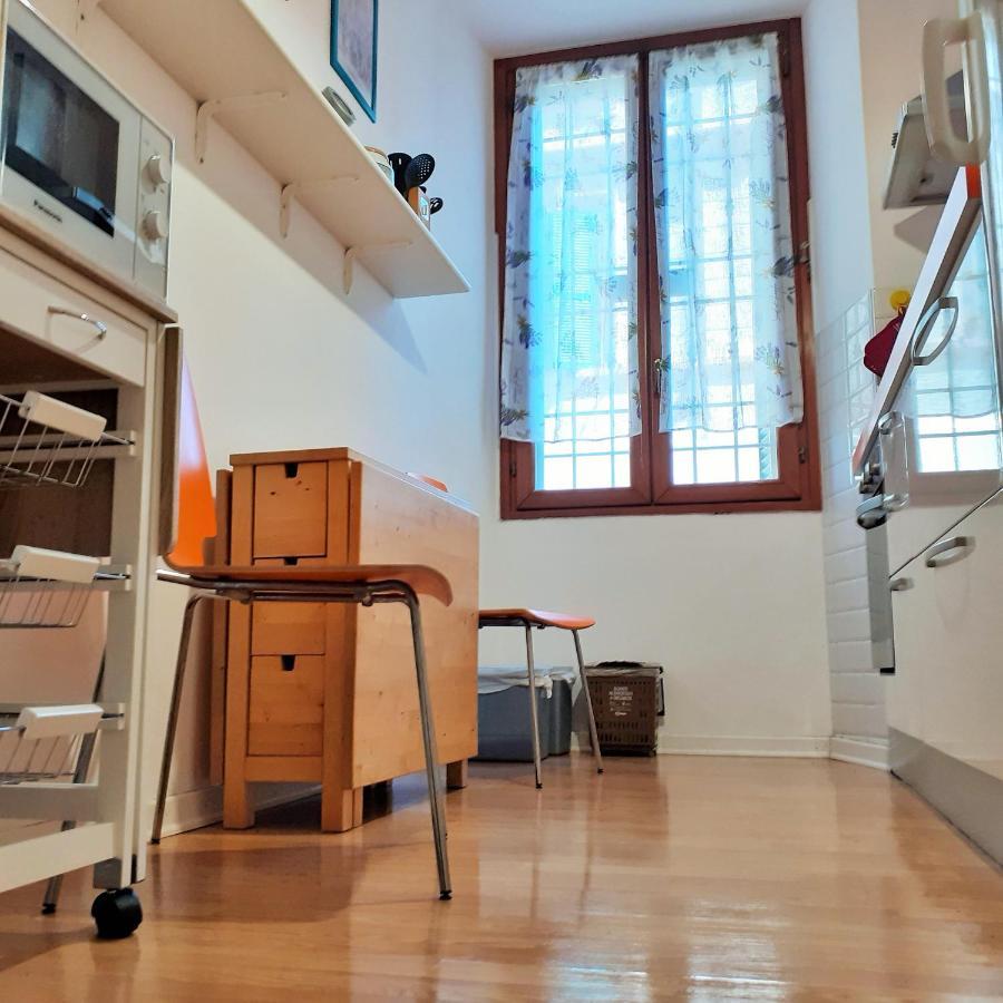 Near Metro Flat - Best Bnb Garbatella روما المظهر الخارجي الصورة